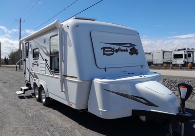 Bigfoot rv - 25B21FB