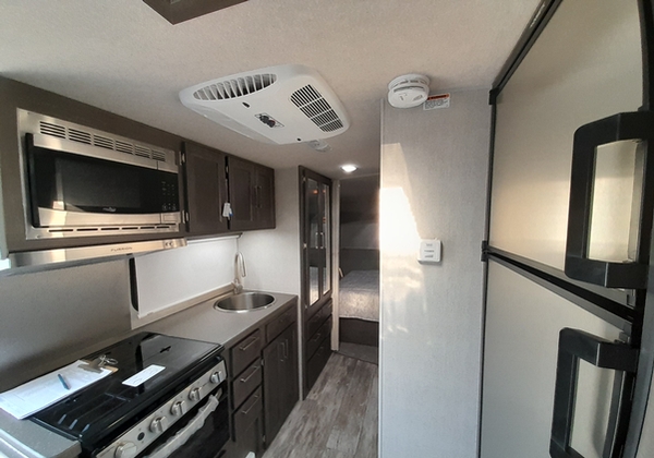 Bigfoot rv  for sale in Lanoraie