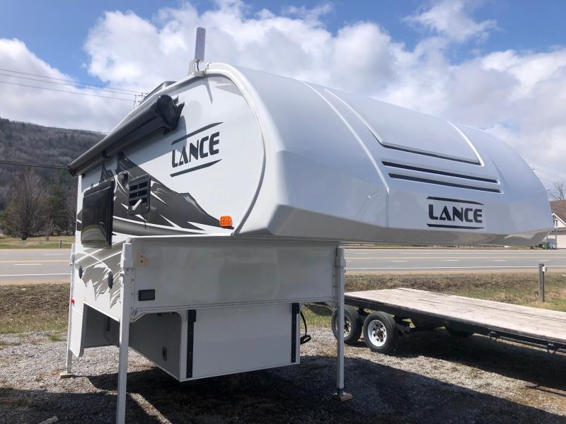 Lance camper Caravane portée for sale in Lanoraie