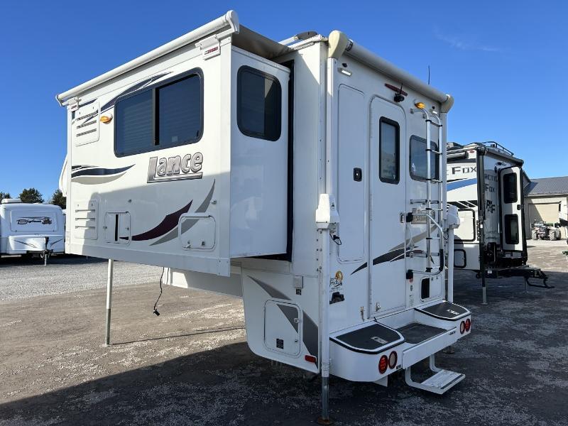 Caravane portée de marque Lance camper à vendre à Lanoraie