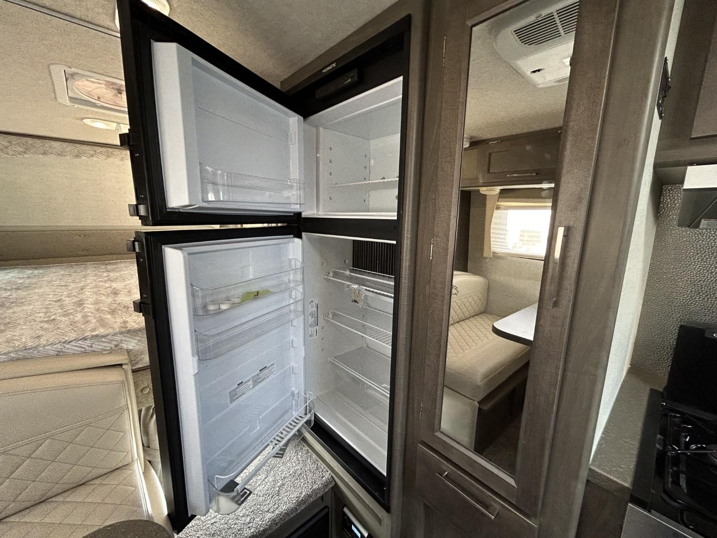 Bigfoot rv Caravane portée for sale in Lanoraie