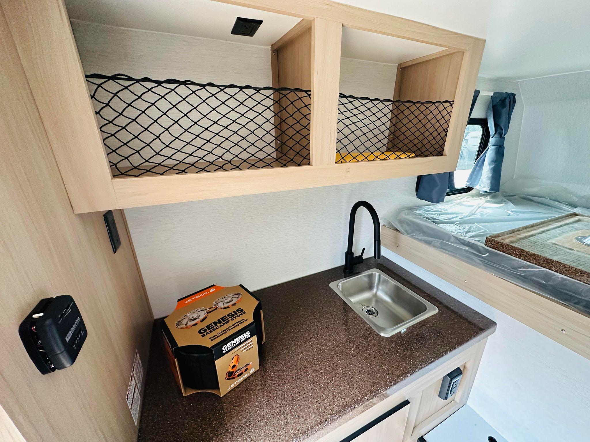 Travel lite rv Caravane portée for sale in Lanoraie