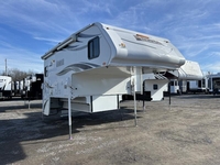 Caravane portée de marque Lance camper à vendre à Lanoraie