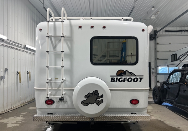 Bigfoot rv  for sale in Lanoraie