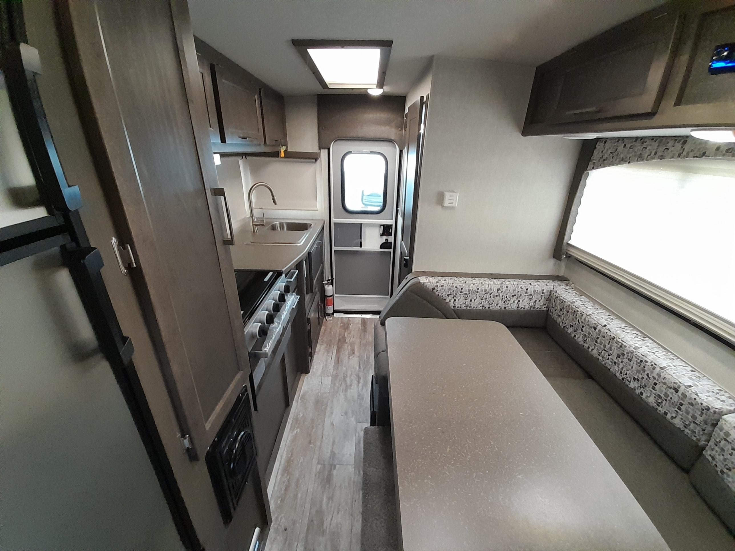 Bigfoot rv Caravane portée for sale in Lanoraie