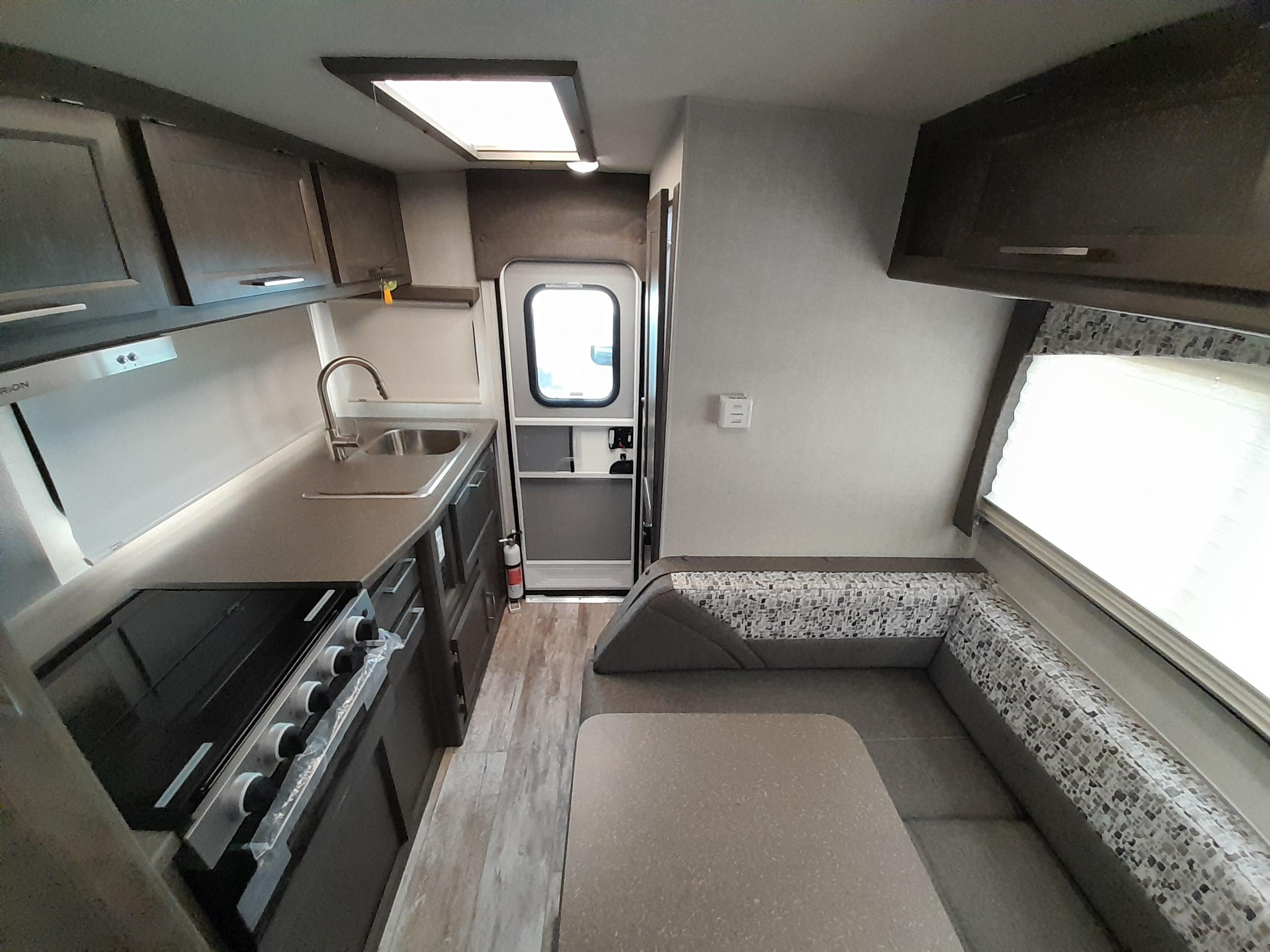 Bigfoot rv Caravane portée for sale in Lanoraie